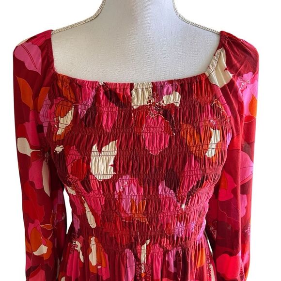 Black Rainn Floral Smocked Midi Dress Size Medium - Picture 4 of 8